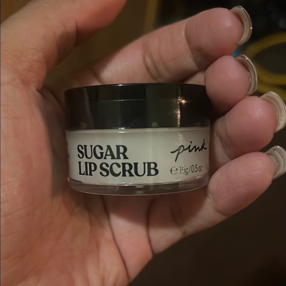 PINK Victoria's Secret Sugar Lip Scrub - Cream Brand New